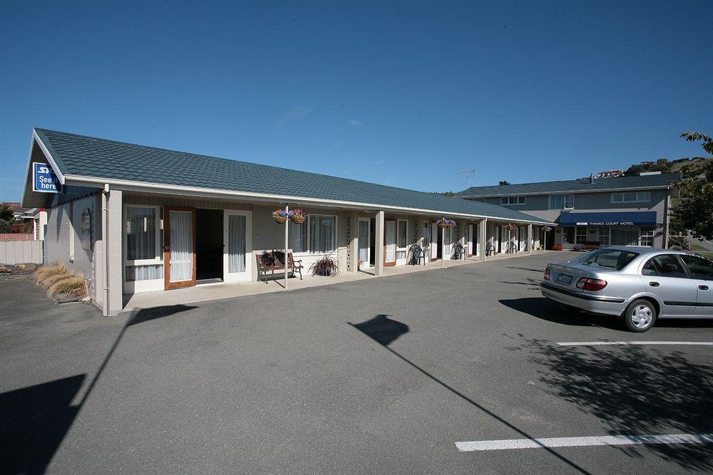 Aaa Thames Court Motel Oamaru Exterior photo